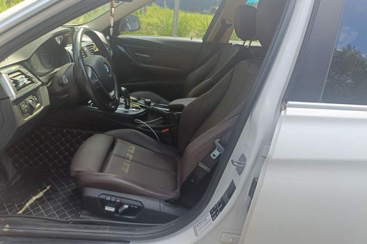 Used BMW 3 Series 2018 320Li xDrive Fashion Model Left Front Seat