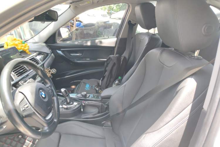Used BMW 3 Series 2018 318Li Left Front Seat
