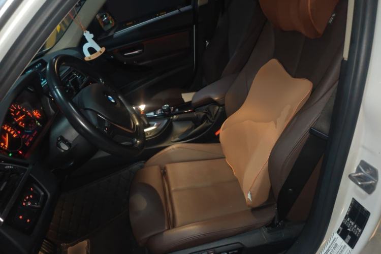 Used BMW 3 Series 2018 320Li Fashion Model Left Front Seat