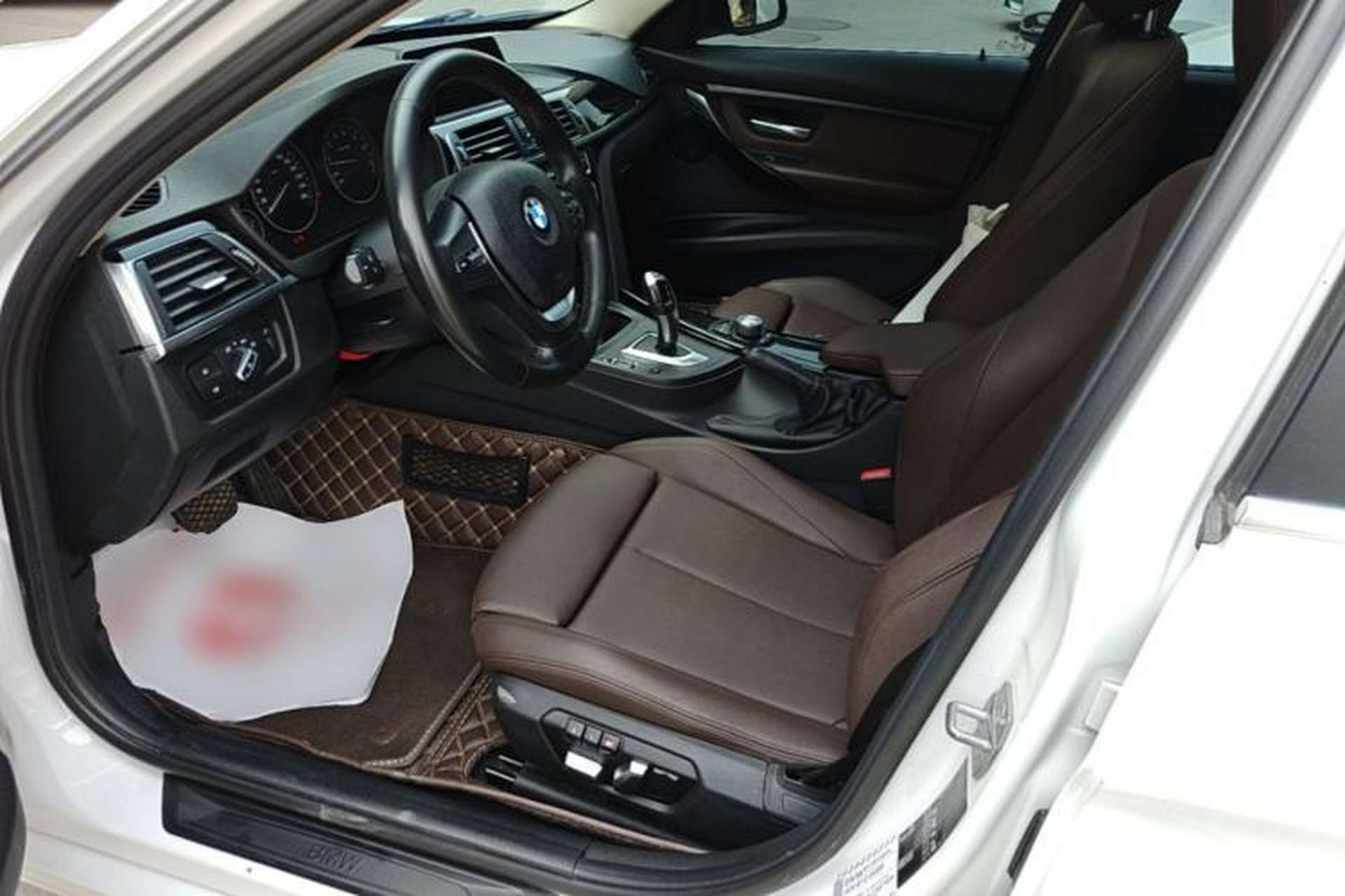 Used BMW 3 Series 2018 320Li Fashion Model Left Front Seat