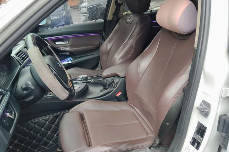 Used BMW 3 Series 2018 320Li Fashion Model Left Front Seat