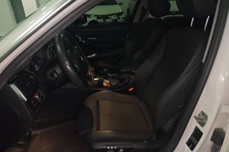 Used BMW 3 Series 2018 320Li Fashion Model Left Front Seat