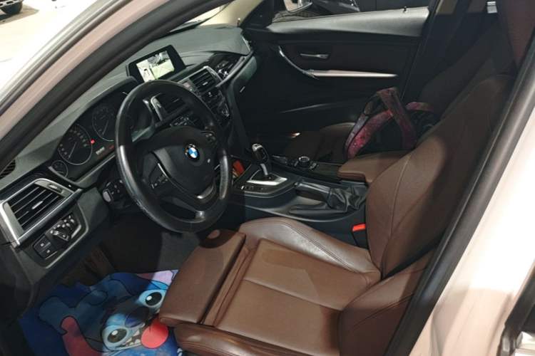 Used BMW 3 Series 2018 320Li Fashion Model Left Front Seat