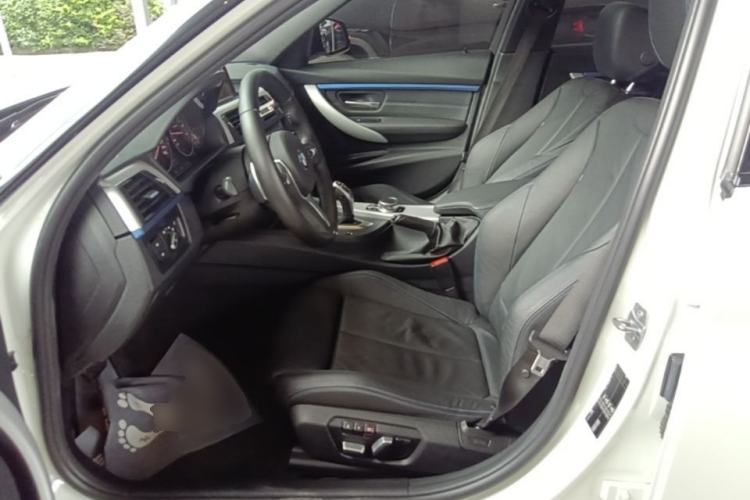 Used BMW 3 Series 2018 320i M Sport Package Left Front Seat