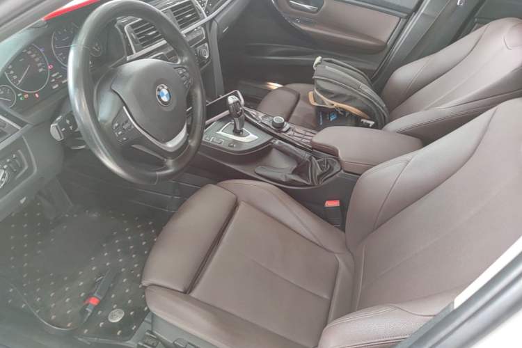 Used BMW 3 Series 2018 320Li Fashion Model Left Front Seat