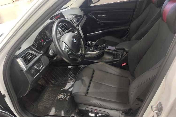 Used BMW 3 Series 2018 318Li Left Front Seat