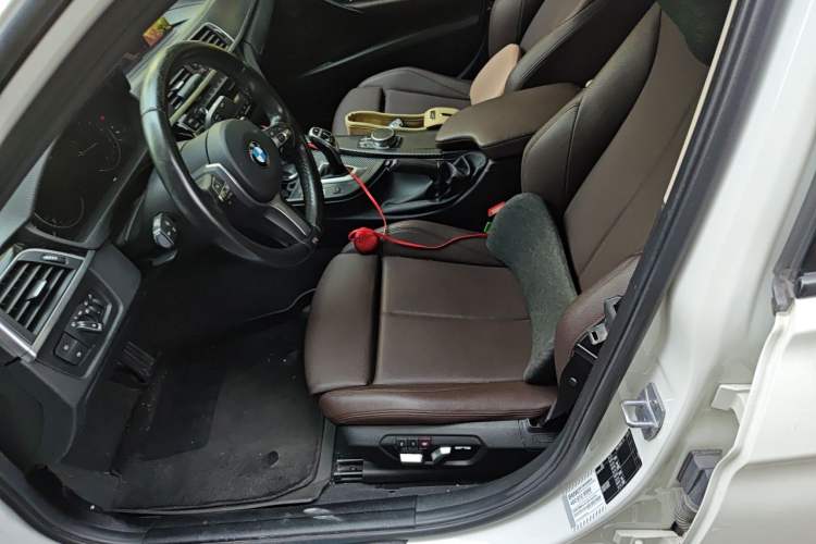 Used BMW 3 Series 2018 320Li Leading Model M Sport Package Left Front Seat