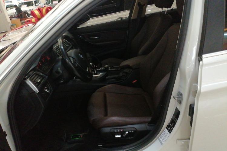 Used BMW 3 Series 2018 320Li xDrive Fashion Model Left Front Seat