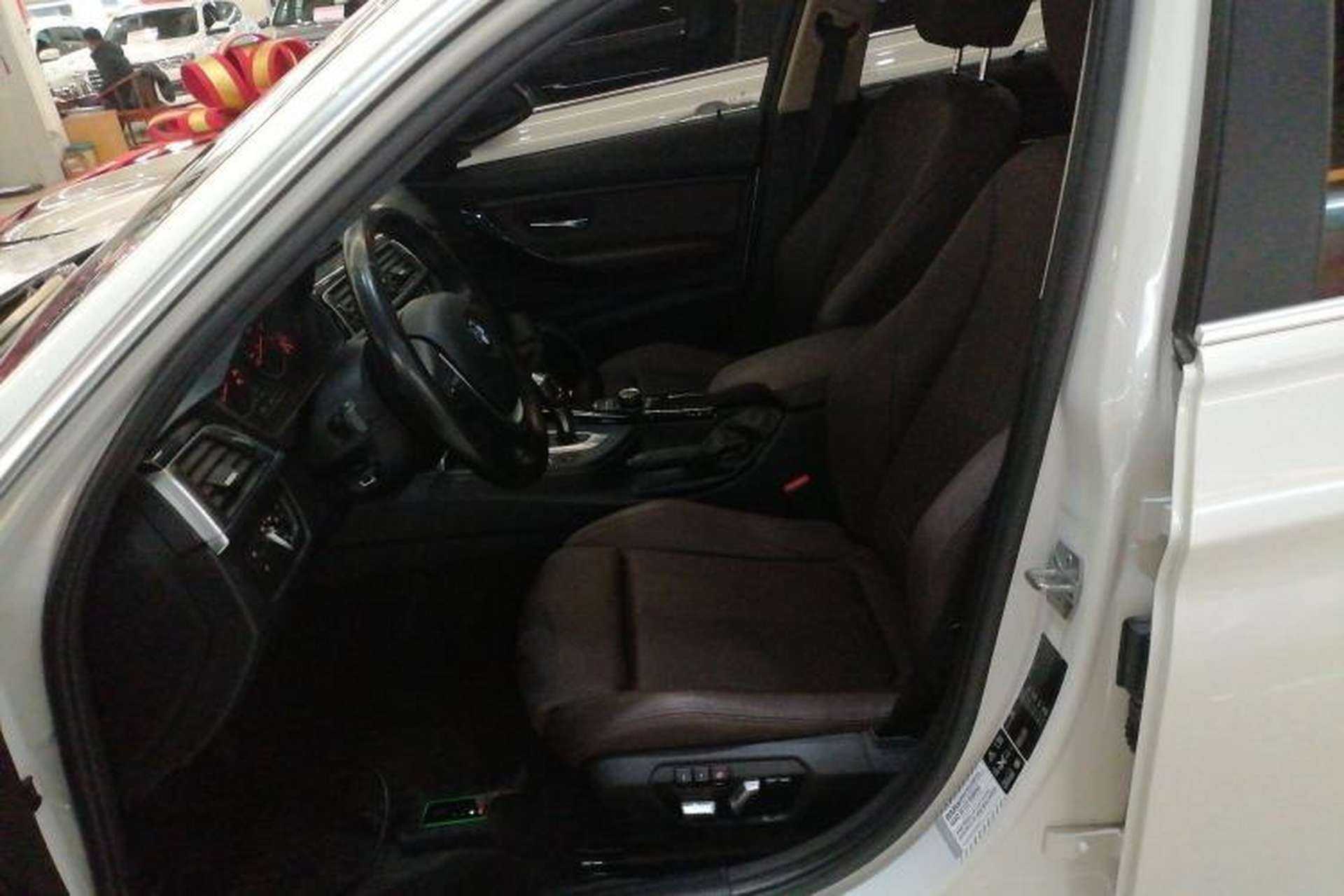 Used BMW 3 Series 2018 320Li xDrive Fashion Model Left Front Seat