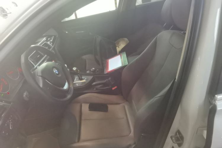 Used BMW 3 Series 2018 320Li Fashion Model Left Front Seat