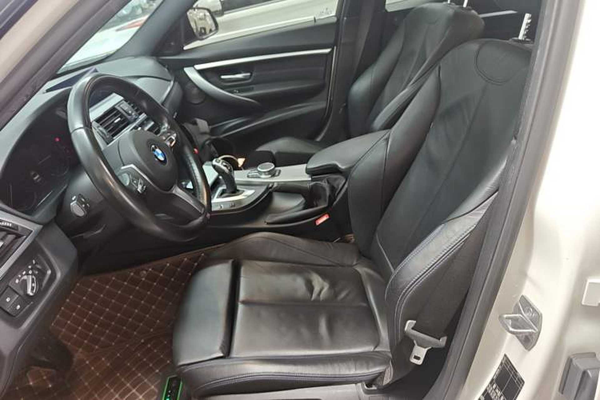 Used BMW 3 Series 2018 320i M Sport Night Edition Left Front Seat