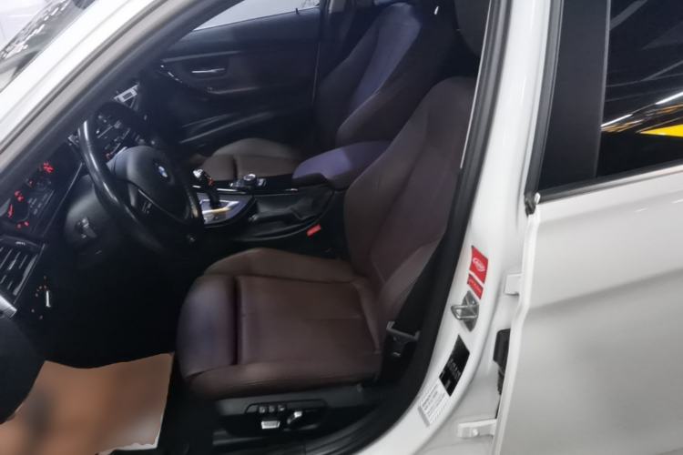 Used BMW 3 Series 2018 320Li Fashion Model Left Front Seat