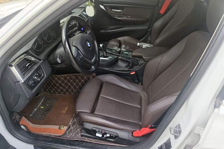 Used BMW 3 Series 2018 320Li Fashion Model Left Front Seat