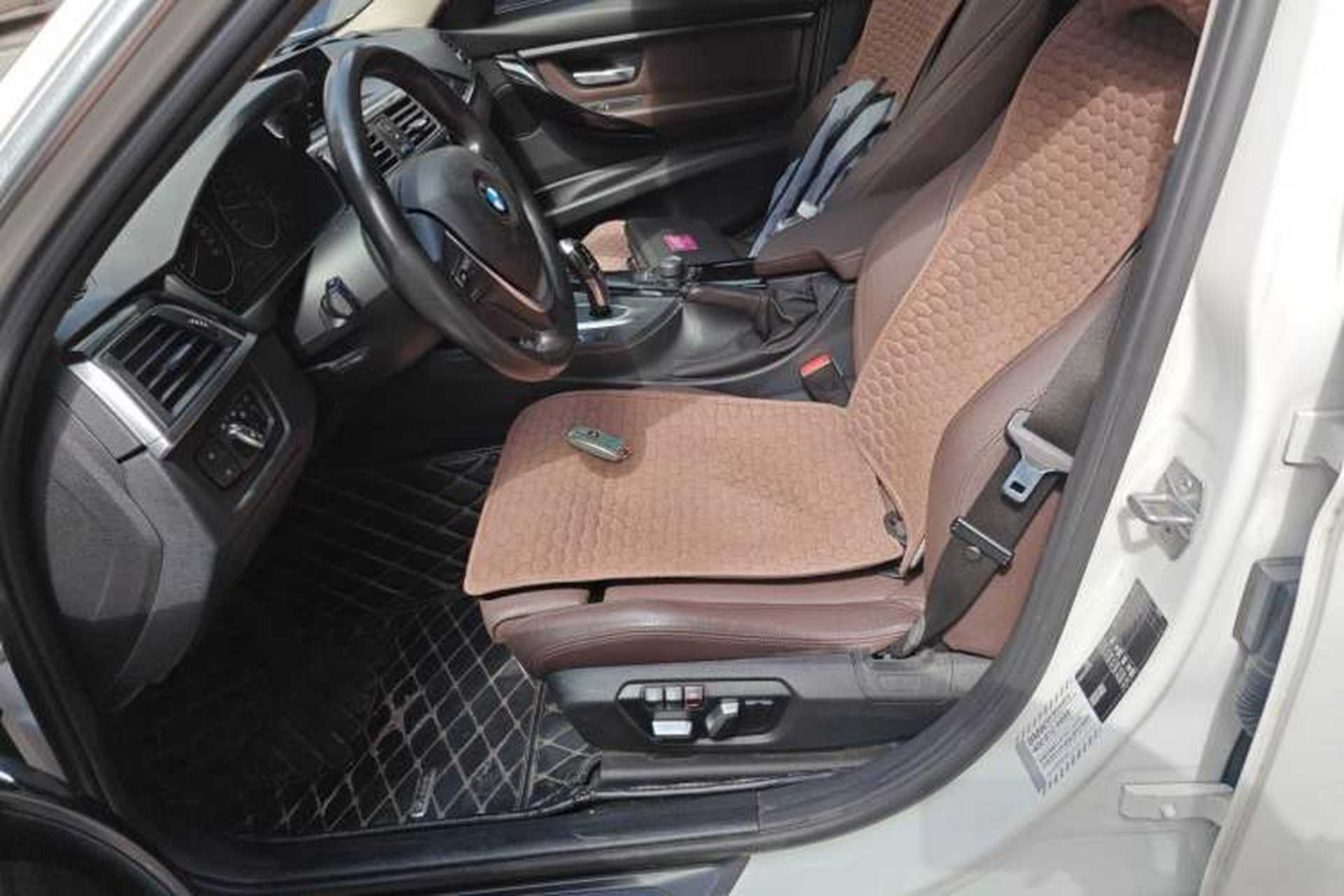 Used BMW 3 Series 2018 320Li Fashion Model Left Front Seat