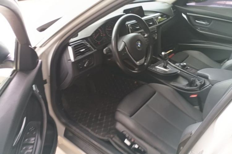 Used BMW 3 Series 2018 318Li Left Front Seat