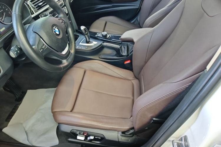 Used BMW 3 Series 2018 320Li Fashion Model Left Front Seat