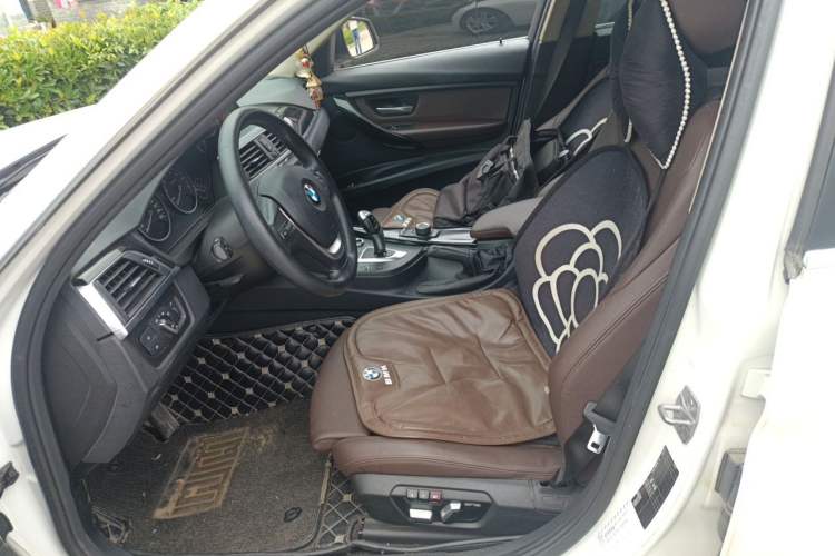 Used BMW 3 Series 2018 318Li Left Front Seat