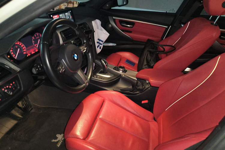 Used BMW 3 Series 2018 330i M Sport Night Edition Left Front Seat