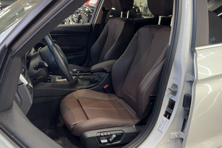 Used BMW 3 Series 2018 320Li Fashion Model Left Front Seat