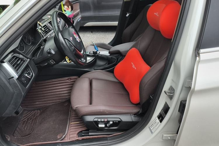 Used BMW 3 Series 2018 320Li Fashion Model Left Front Seat