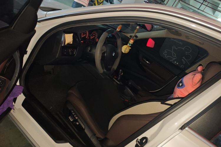 Used BMW 3 Series 2018 320Li Fashion Model Left Front Seat