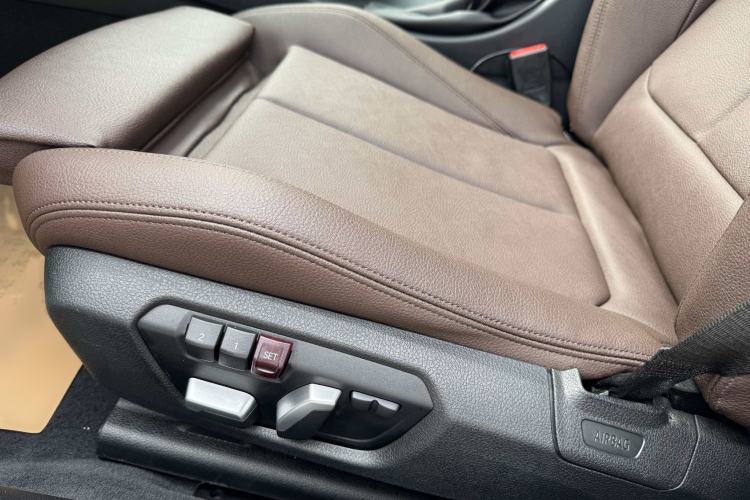 Used BMW 3 Series 2018 320Li Leading Model M Sport Package Left Front Seat