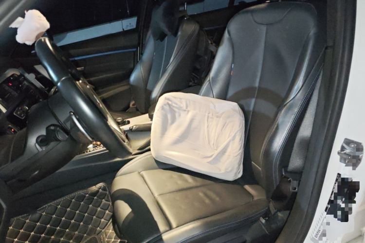 Used BMW 3 Series 2018 320i M Sport Package Left Front Seat