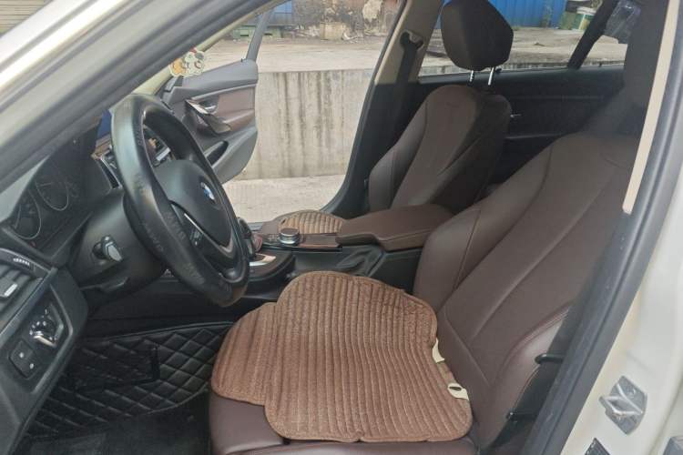 Used BMW 3 Series 2018 320Li Fashion Model Left Front Seat