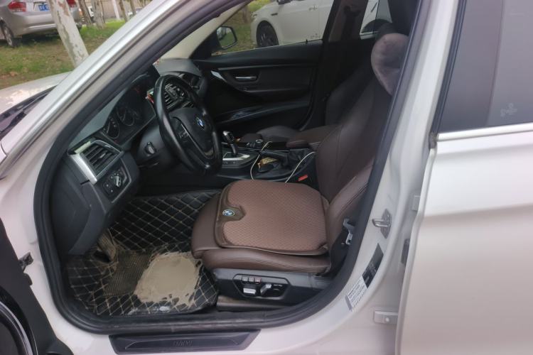 Used BMW 3 Series 2018 320Li Fashion Model Left Front Seat