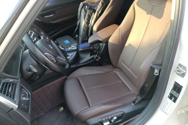 Used BMW 3 Series 2018 320Li Leading Model M Sport Package Left Front Seat