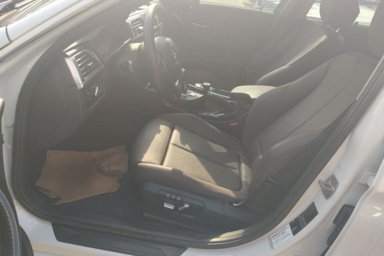 Used BMW 3 Series 2018 320Li Fashion Model Left Front Seat