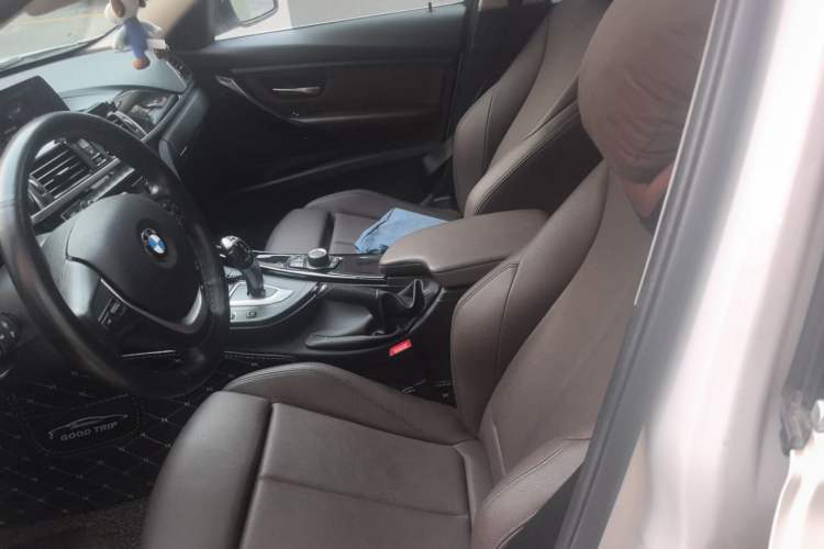 Used BMW 3 Series 2018 320Li Fashion Model Left Front Seat