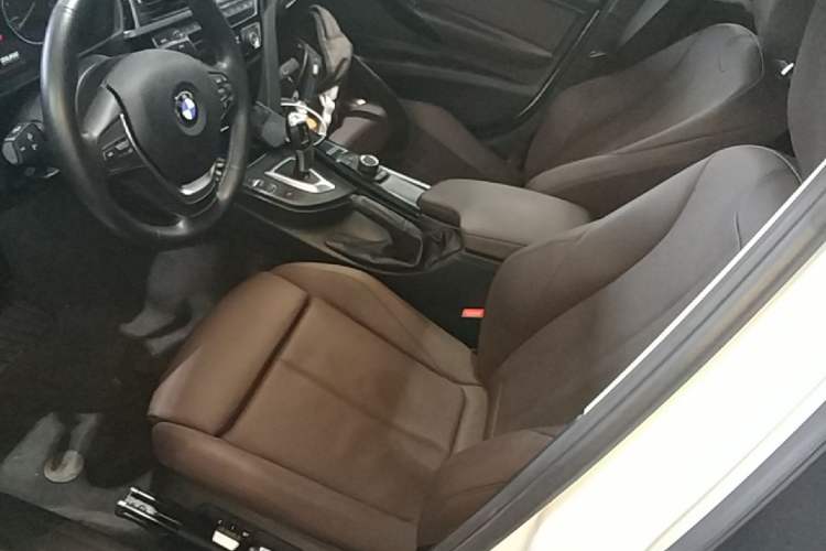 Used BMW 3 Series 2018 320Li Fashion Model Left Front Seat