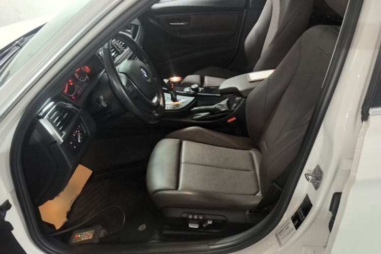 Used BMW 3 Series 2018 320Li Fashion Model Left Front Seat