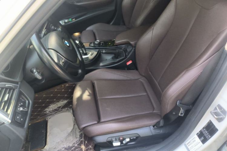 Used BMW 3 Series 2018 320Li Fashion Model Left Front Seat