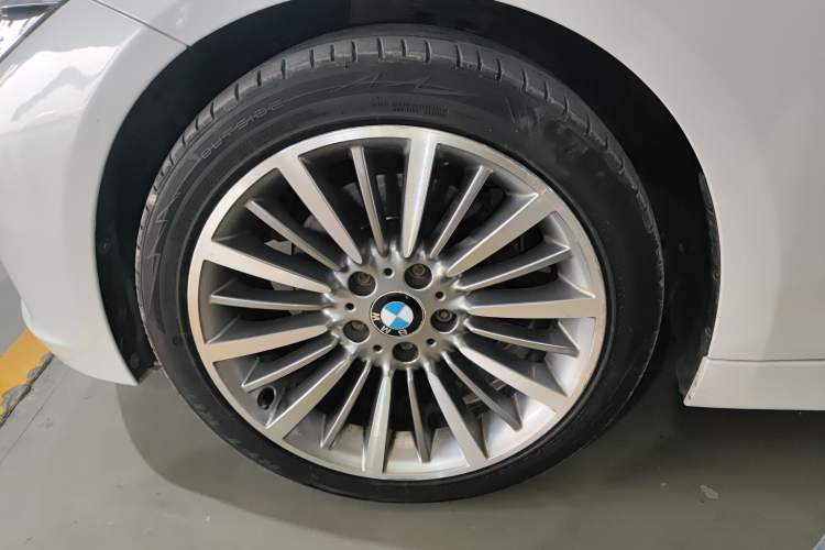 Used BMW 3 Series 2018 320Li Leading Luxury Package Left Front Wheel Hub