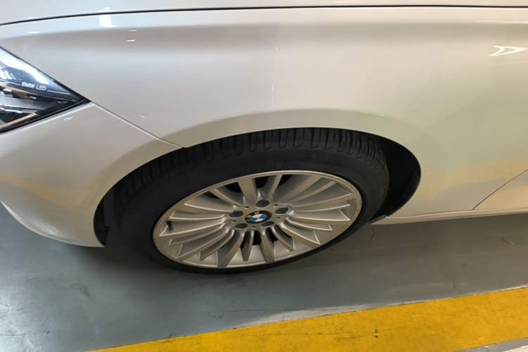 Used BMW 3 Series 2018 320Li Fashion Model Left Front Wheel Hub
