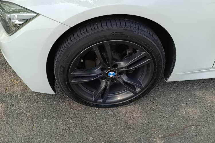 Used BMW 3 Series 2018 320Li M Sport Night Edition Left Front Wheel Hub