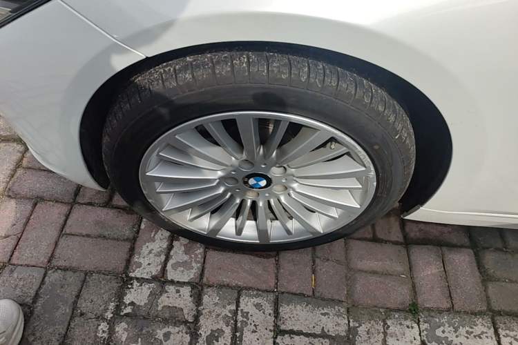 Used BMW 3 Series 2018 320Li xDrive Fashion Model Left Front Wheel Hub