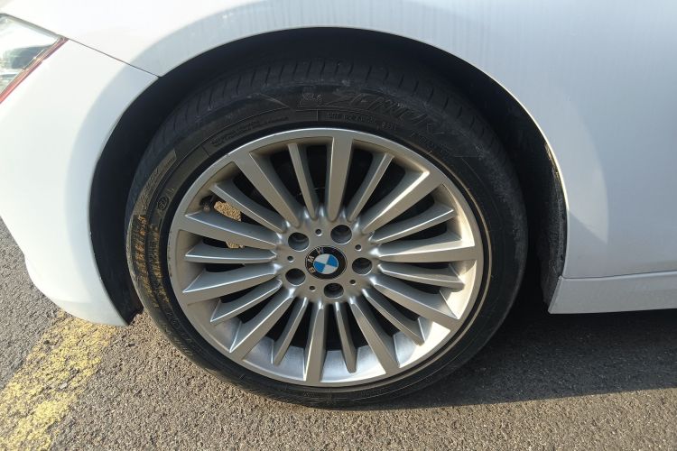 Used BMW 3 Series 2018 320Li Fashion Model Left Front Wheel Hub