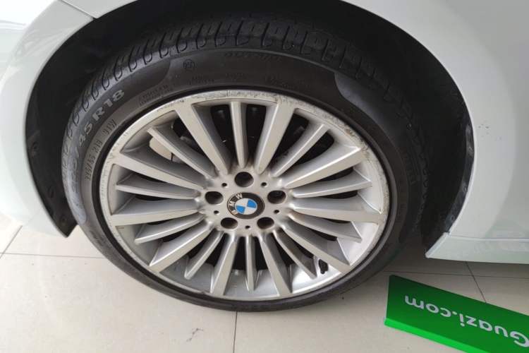 Used BMW 3 Series 2018 320Li Fashion Model Left Front Wheel Hub