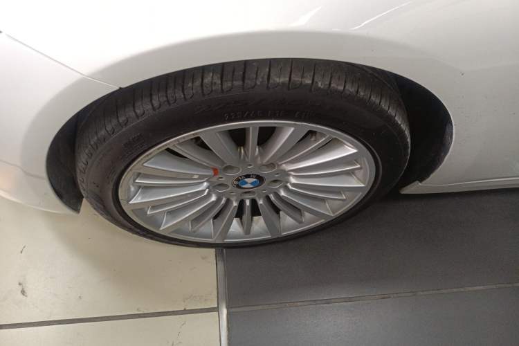 Used BMW 3 Series 2018 320Li xDrive Fashion Model Left Front Wheel Hub