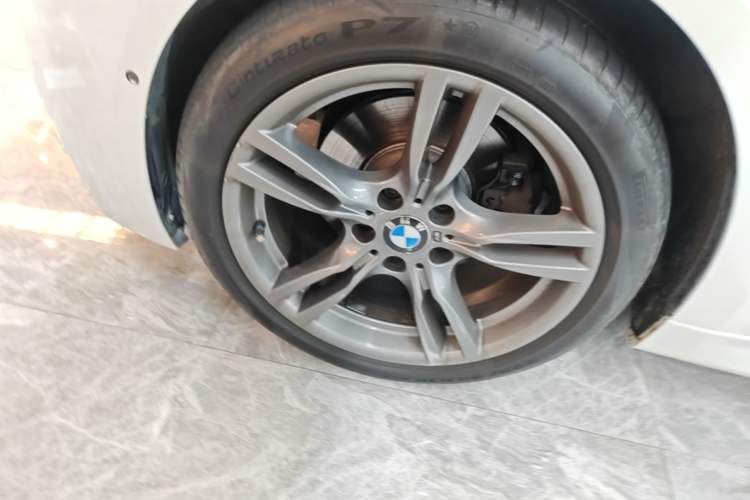 Used BMW 3 Series 2018 320Li M Sport Night Edition Left Front Wheel Hub