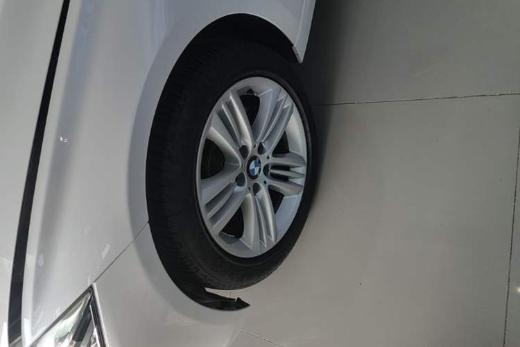 Used BMW 3 Series 2018 318Li Left Front Wheel Hub
