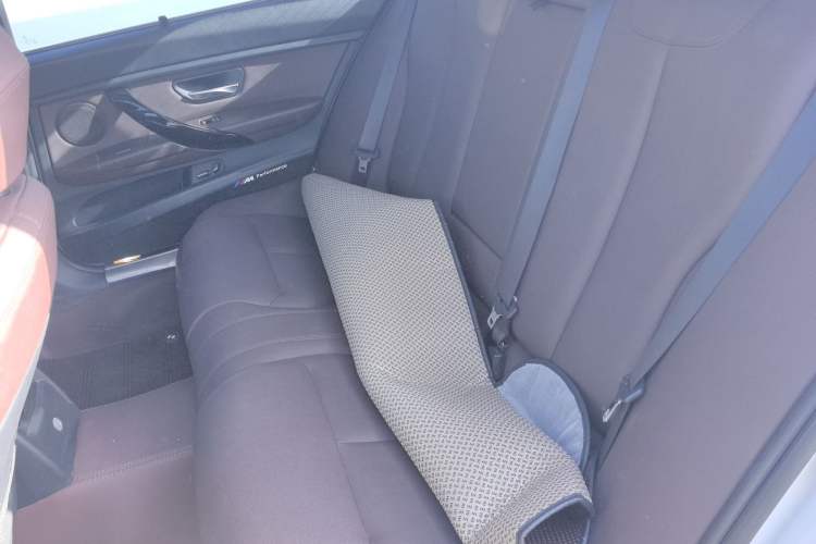 Used BMW 3 Series 2018 320Li Fashion Model Left Rear Seat