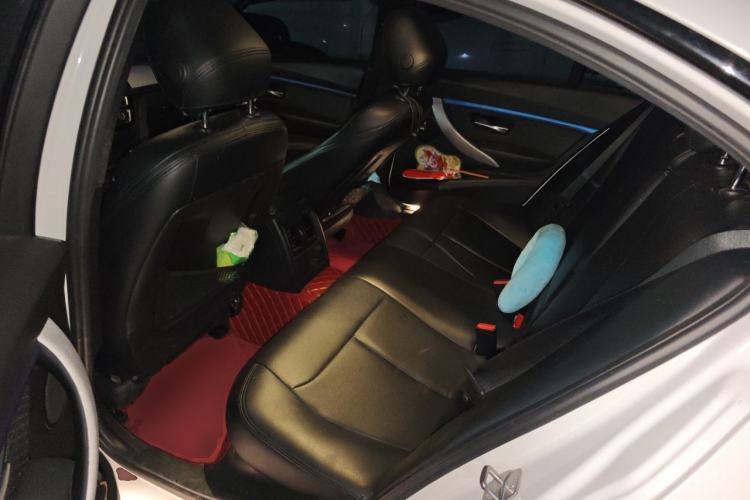 Used BMW 3 Series 2018 320i M Sport Package Left Rear Seat