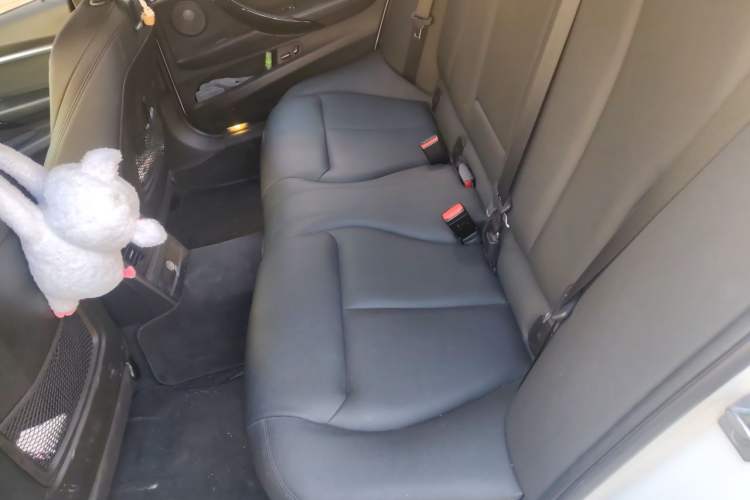 Used BMW 3 Series 2018 320Li M Sport Night Edition Left Rear Seat