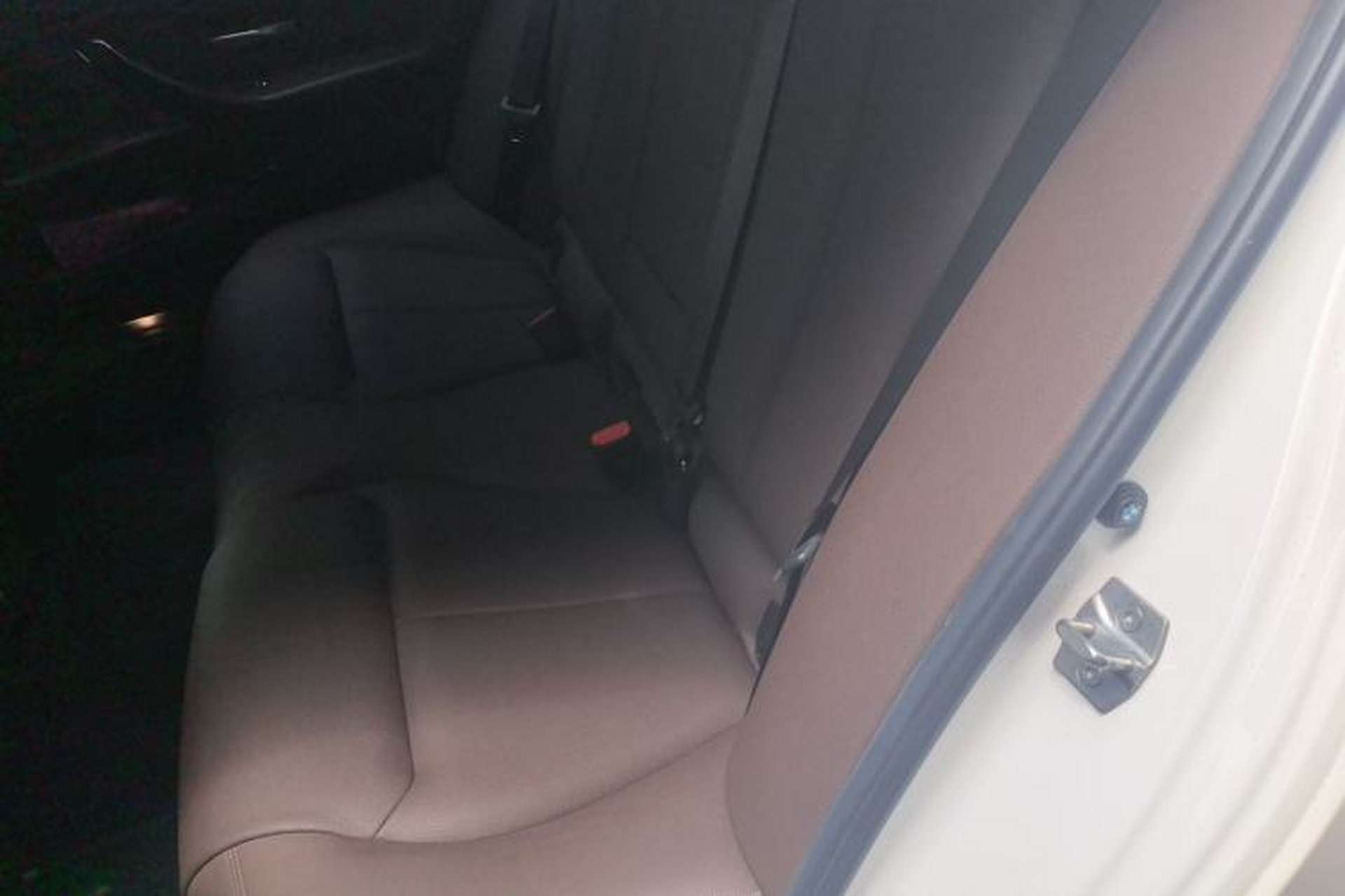 Used BMW 3 Series 2018 320Li Fashion Model Left Rear Seat