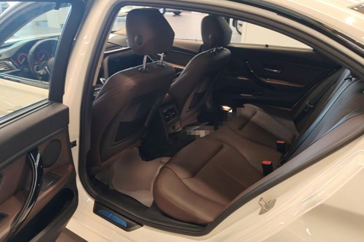 Used BMW 3 Series 2018 320Li Leading Model M Sport Package Left Rear Seat