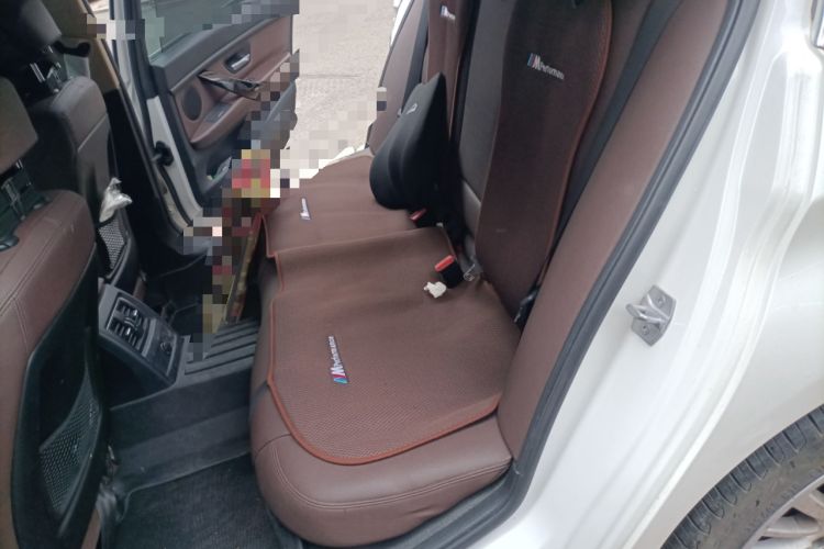 Used BMW 3 Series 2018 320Li Fashion Model Left Rear Seat
